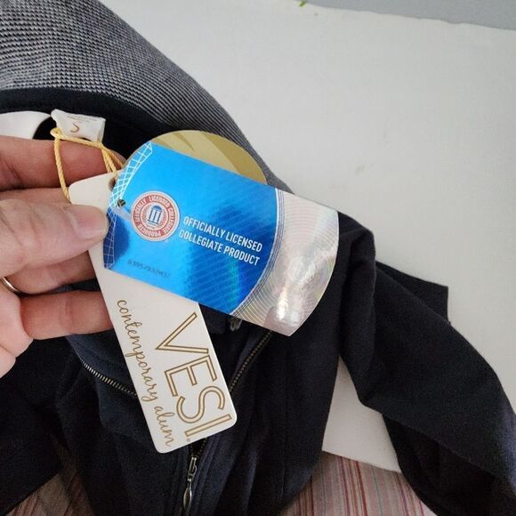 VESI full zip sweatshirt jacket Notre Dame logo new with tags womens size small - Picture 5 of 10